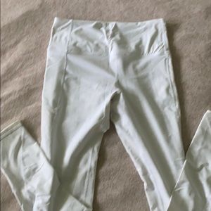 Yoga 7/8th White Leggings